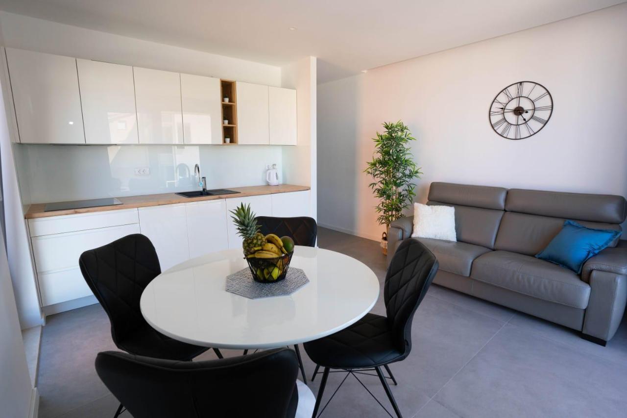 Apartmani Lara Baška Voda Eksteriør bilde